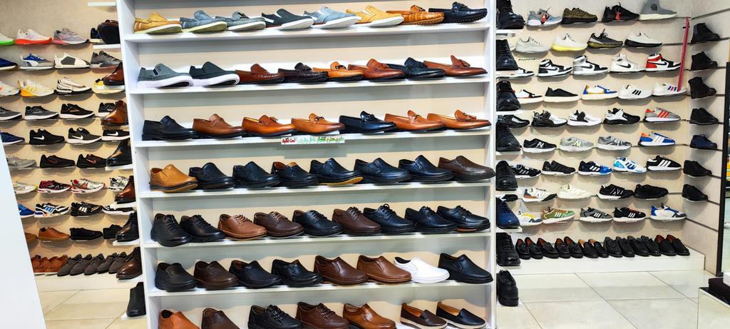 فروش کفش و کتونی در کرج